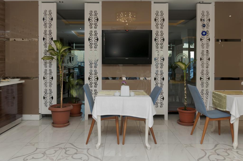 Park Yalcin Hotel 梅尔辛 外观 照片